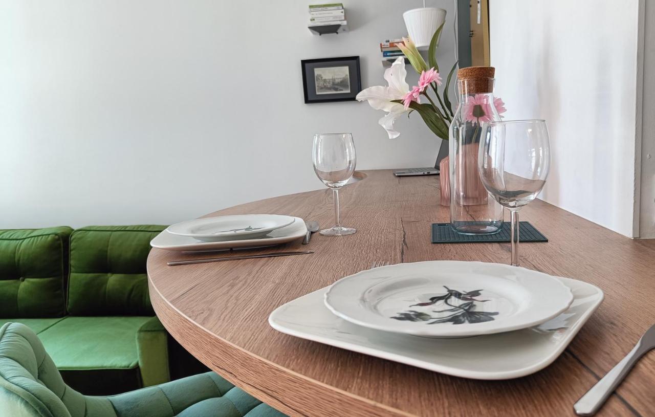 Au Fil De Soi Apartment Морле Екстериор снимка