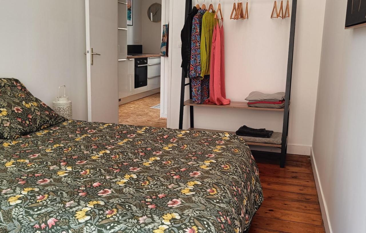 Au Fil De Soi Apartment Морле Екстериор снимка